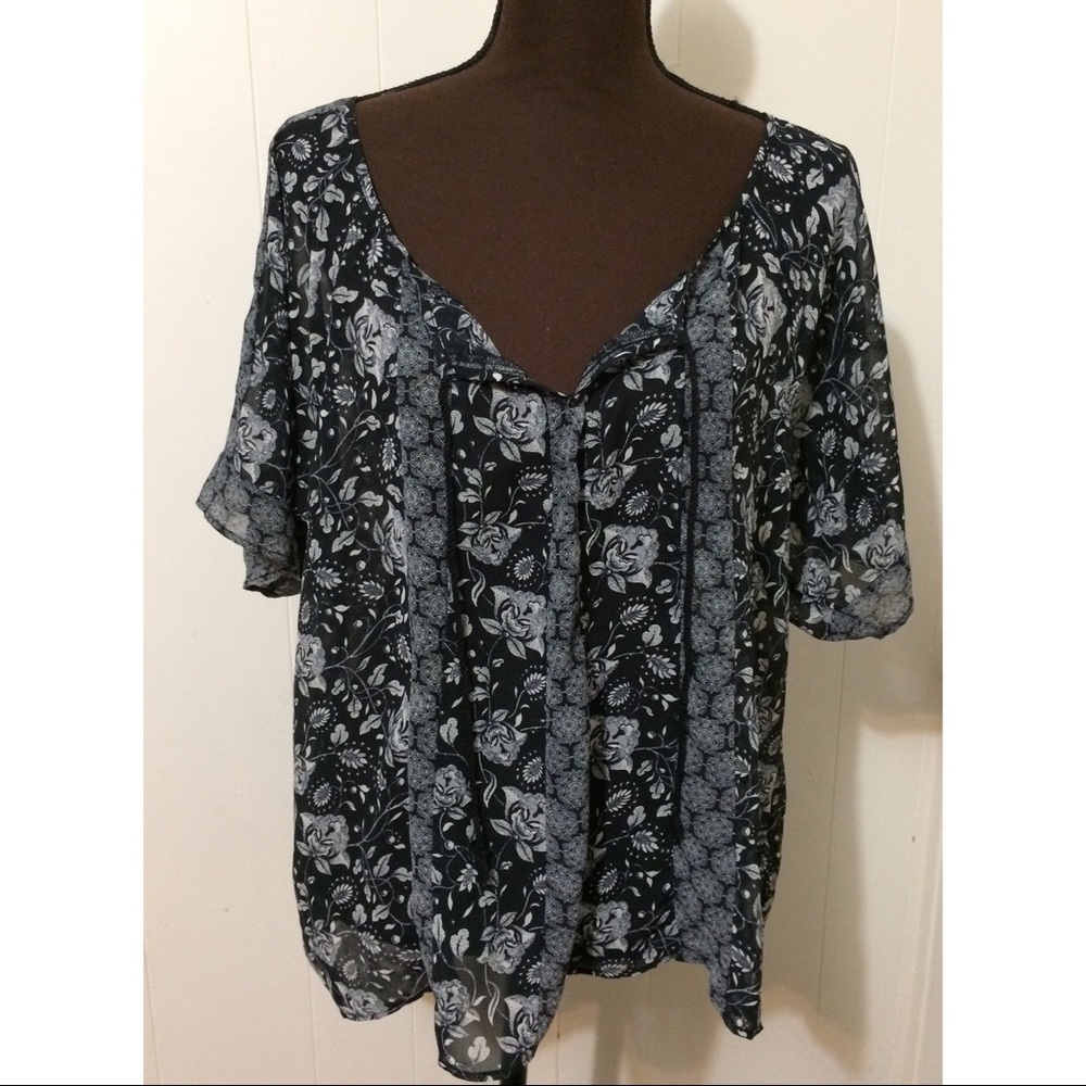 American Eagle Outfitters Floral Print Top